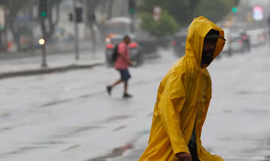 Ciclone extratropical começa a se formar na Argentina