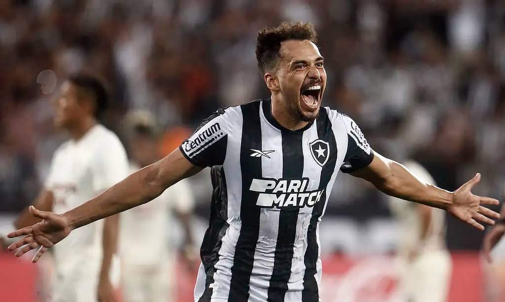 Botafogo supera lesão de Tiquinho e vence a primeira na Libertadores