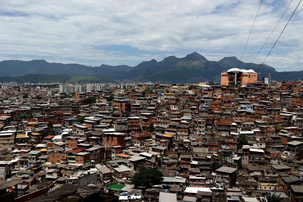 Comando Vermelho expande controle no Grande Rio