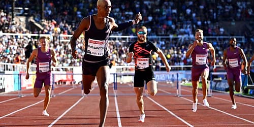 Alison dos Santos vence com sobra nos 400 m com barreiras na Suécia