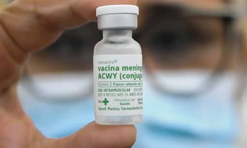 DF chama crianças e adolescentes para vacinação contra meningite