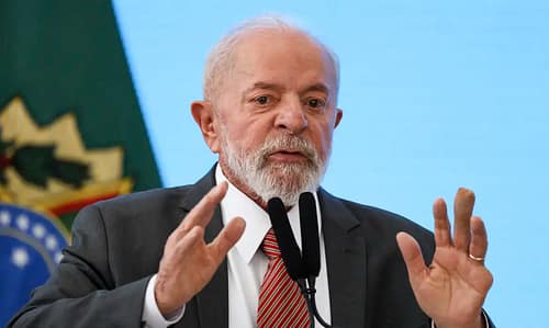 Lula critica prolongamento da greve dos docentes federais 