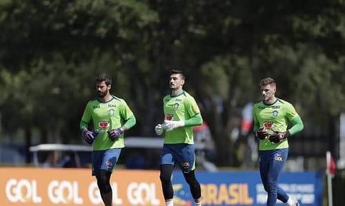 Seleção brasileira treina em Orlando, onde enfrenta os EUA na quarta